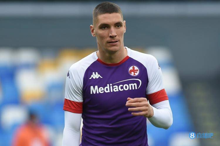 这使得他在 这使得他在