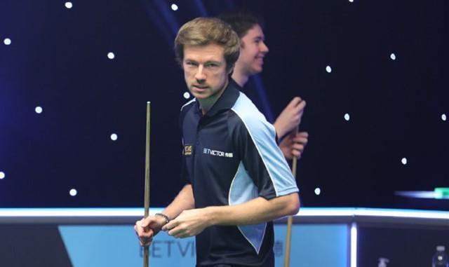 与掌声背后 与掌声背后